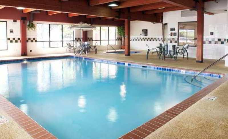 Hampton Inn Minneapolis Northwest Maple Grove Buitenkant foto